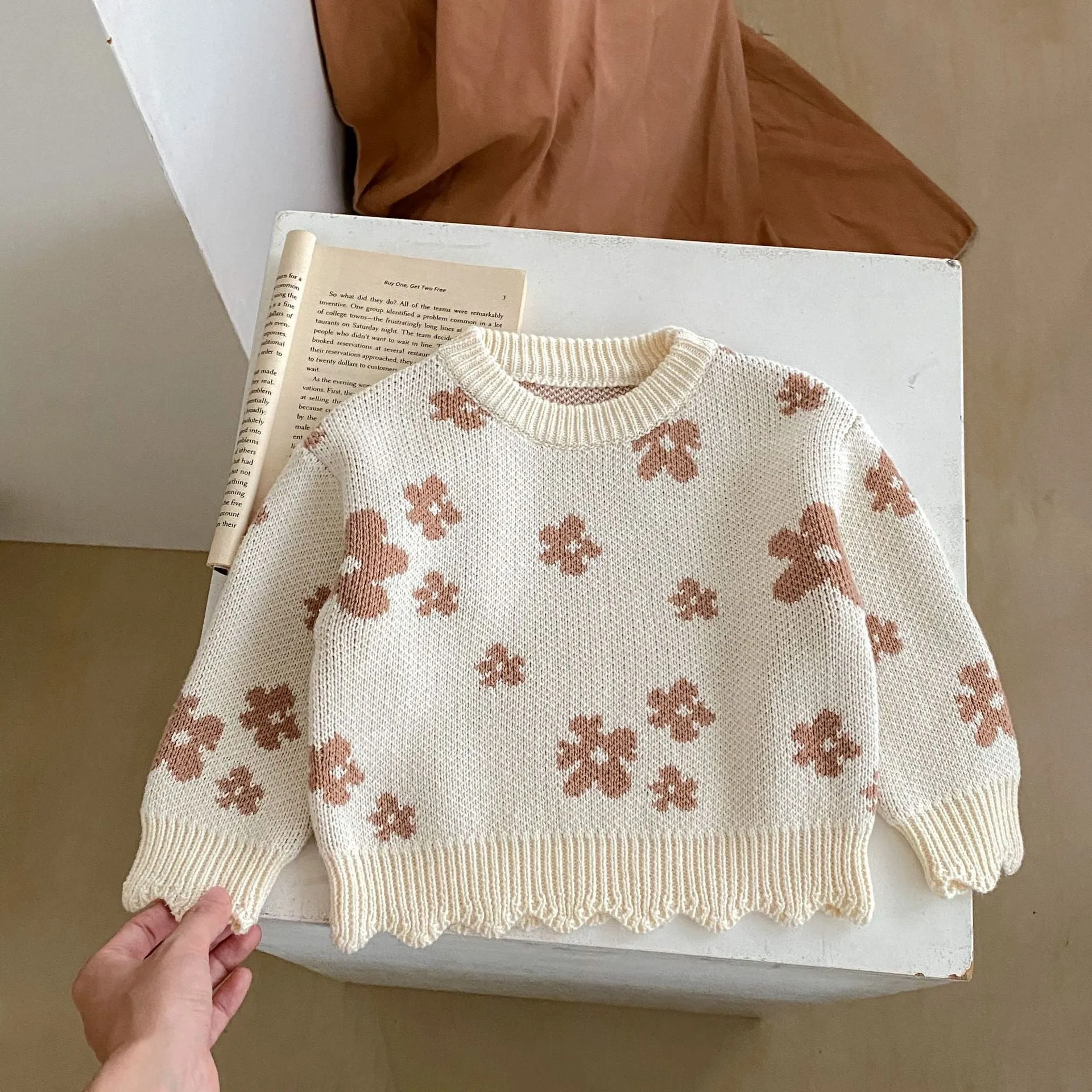 Baby Kid Girls Color-blocking Flower Sweaters Wholesale 230828382