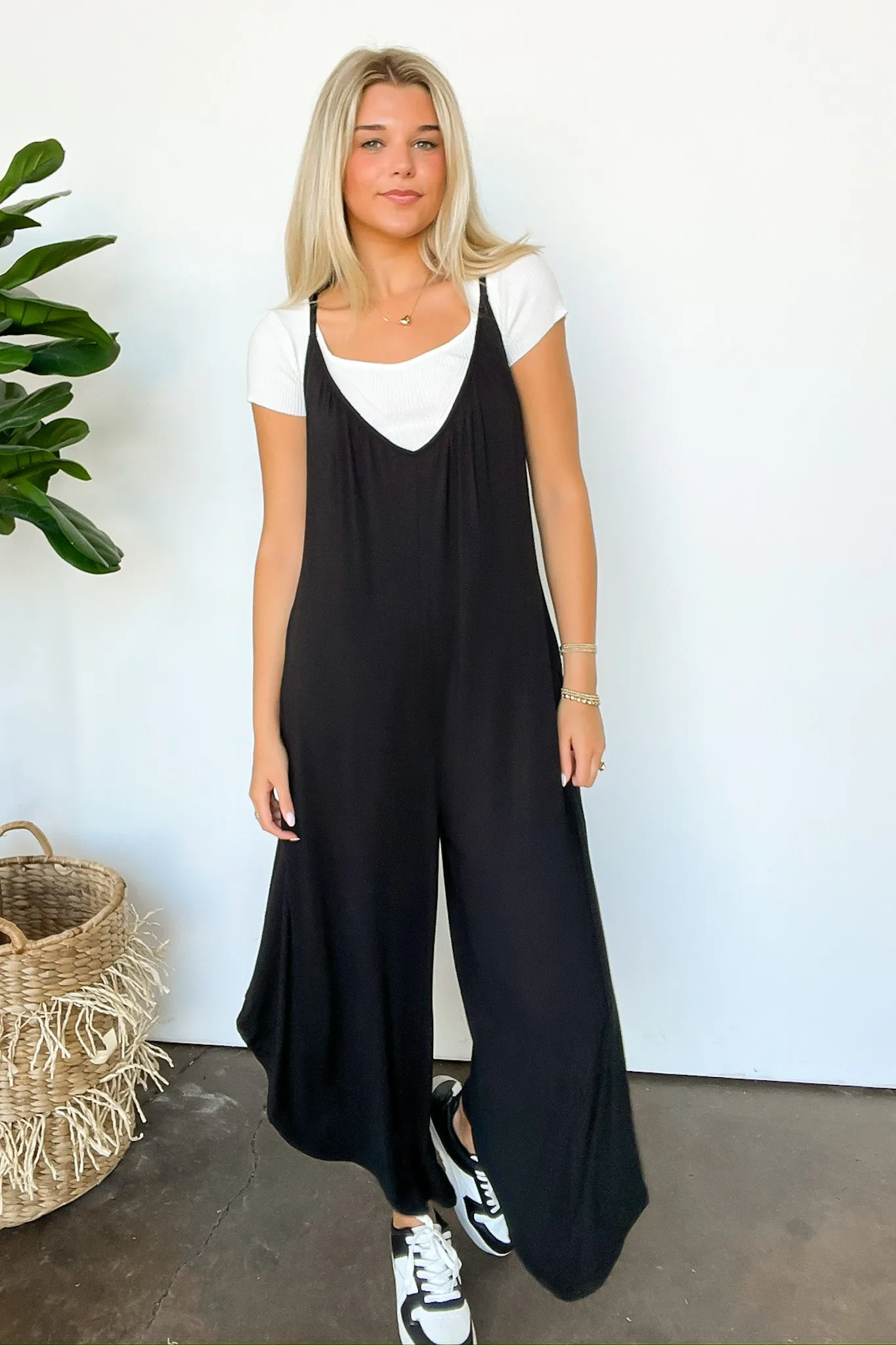 Ellianna Flowy Sleeveless Jumpsuit