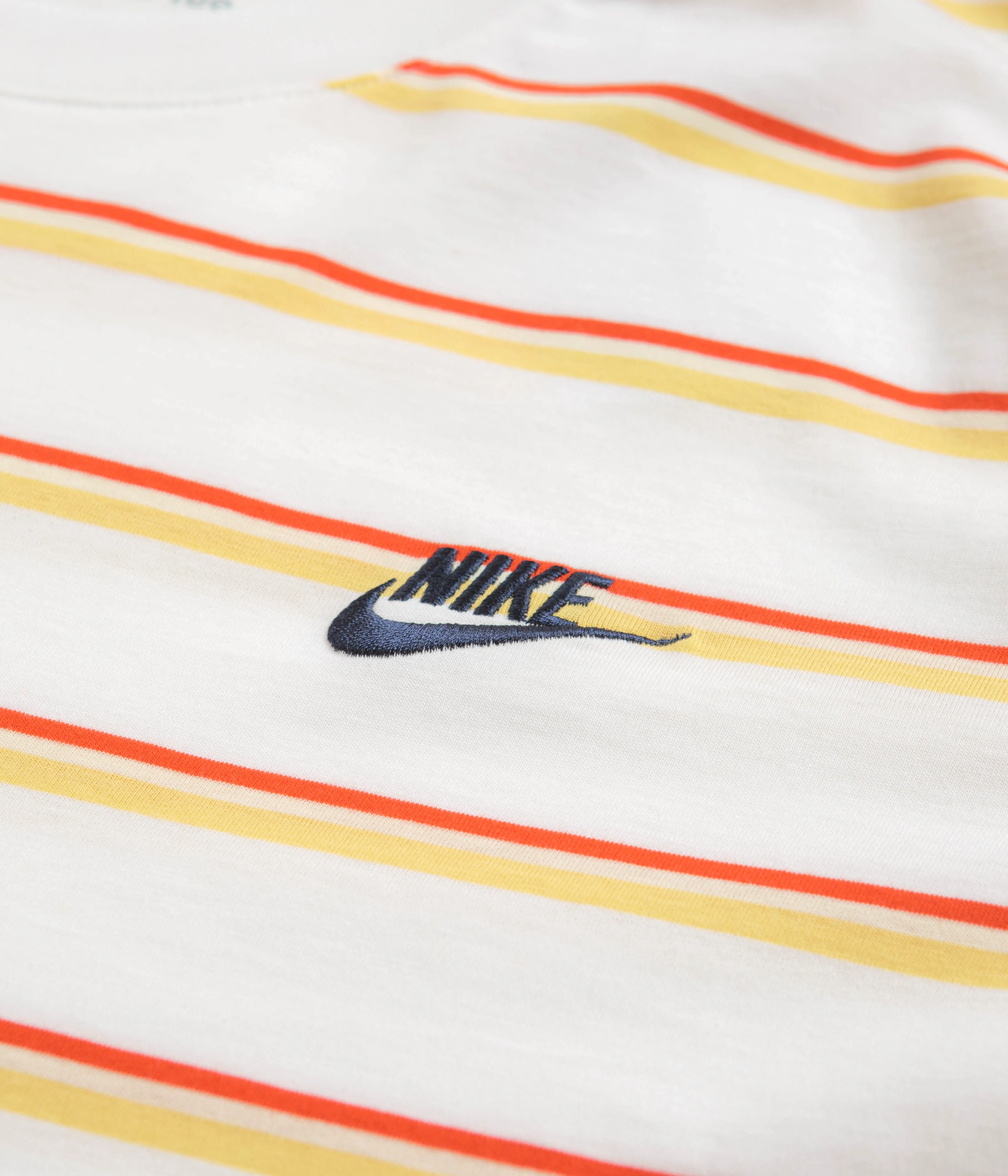 Nike Stripe T-Shirt - White / Multi