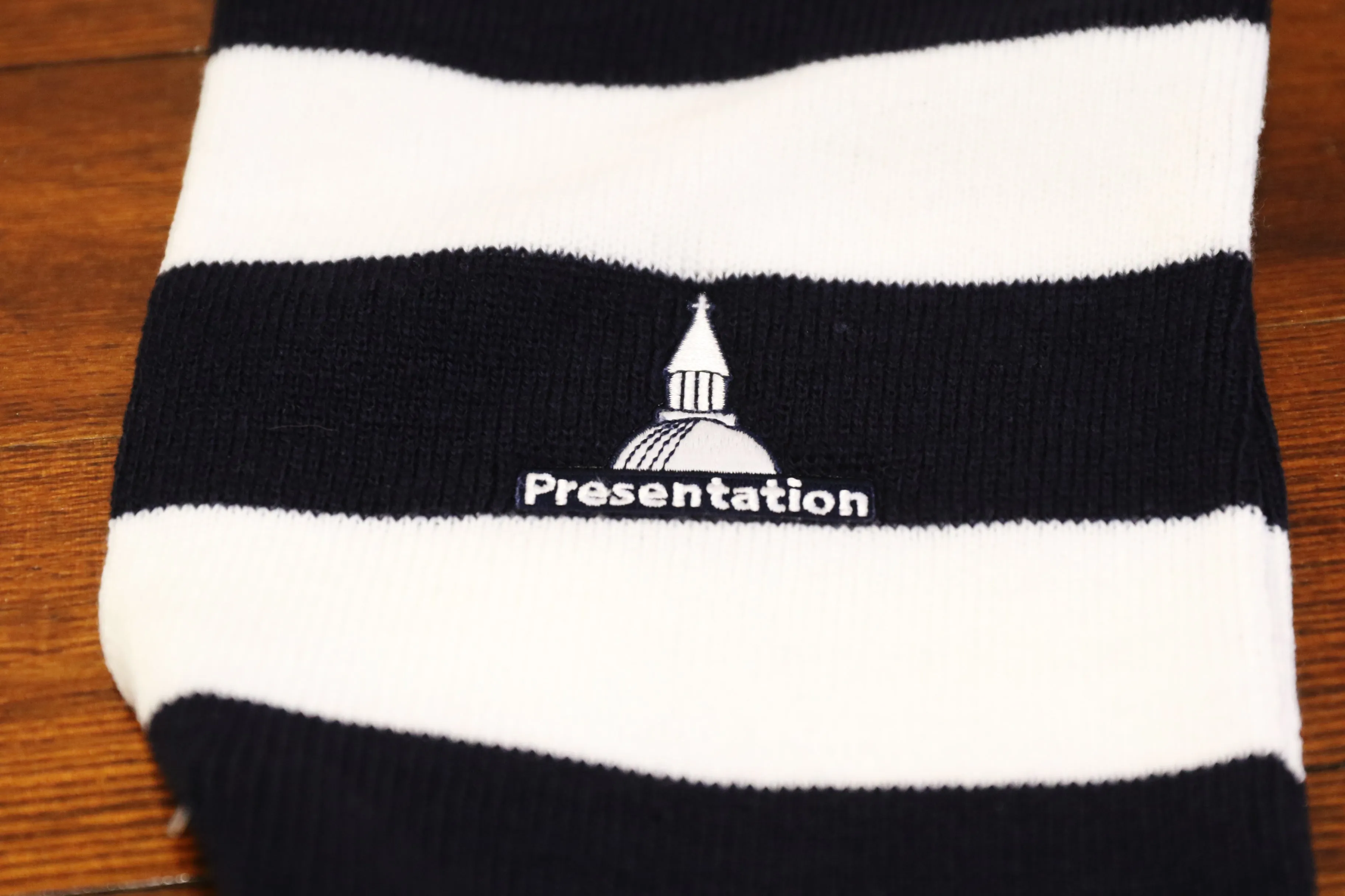 Scarf | Niagara Rugby Striped