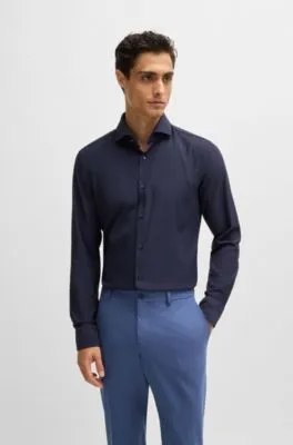 Slim-fit shirt in structured performance-stretch material