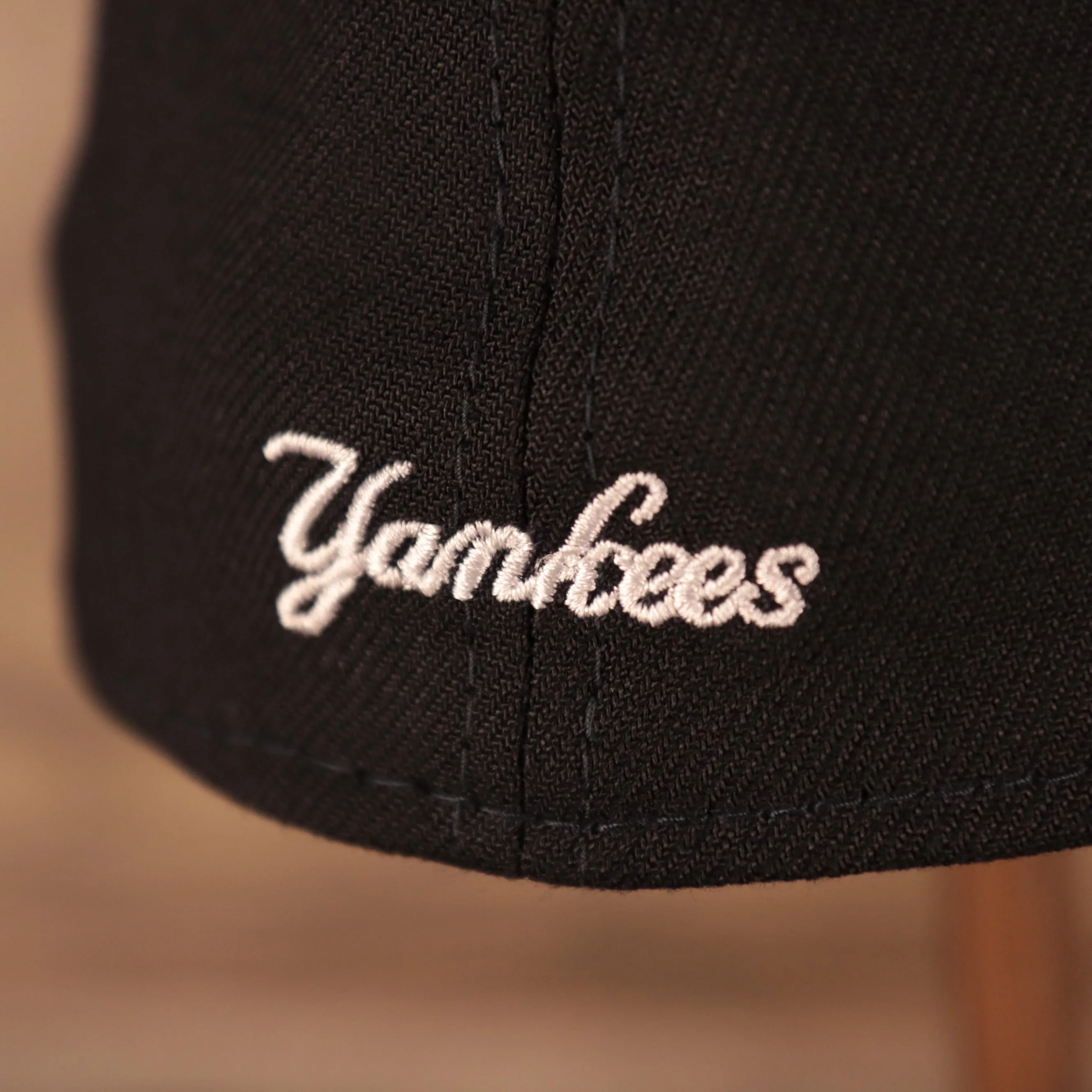 Yankees MLB 2021 Fourth of July 3930 Flexfit Hat | Yankees 39Thirty On Field Navy Flexfit Cap